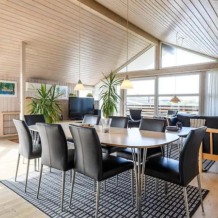 Seaside Retreat In Rindby-By Traum Vakantiehuis